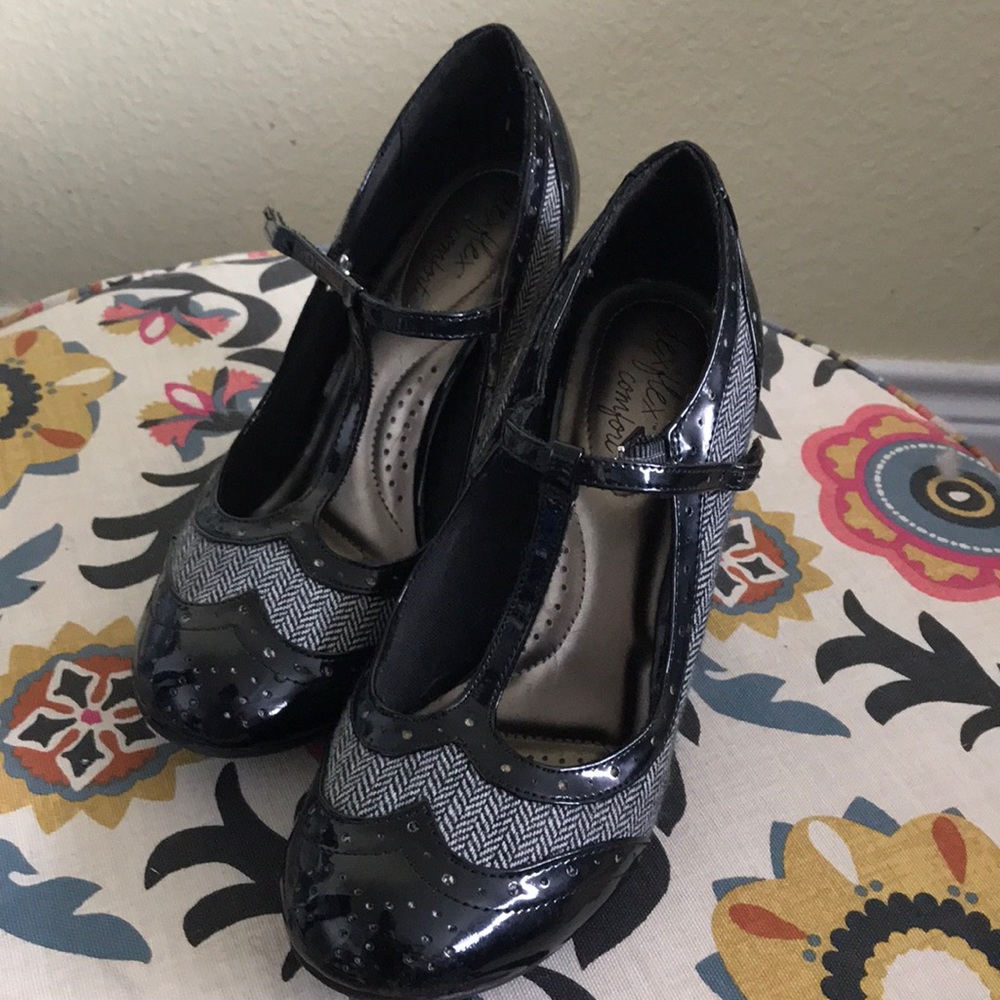 Mary Jane heels size 8